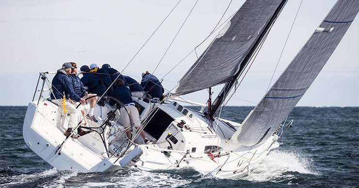 De ideale cruiser-racer zeilboot of wedstrijd zeiljacht kopen - ClubRacer